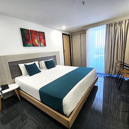 Hotel Be Suites 칼리 외부 사진